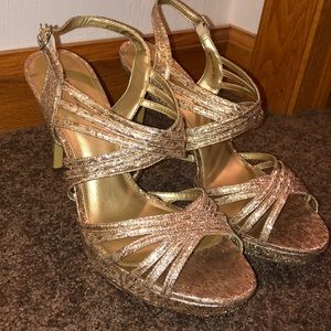 • Papell Studio • Heels